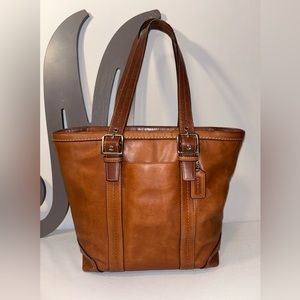 *COACH* Vintage Coach Brown Leather Medium Tote Bag.